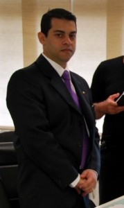 Promotor Gustavo Bueno