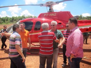 Helicóptero de Dedé Macedo foi usado na campanha de Flávio Dino