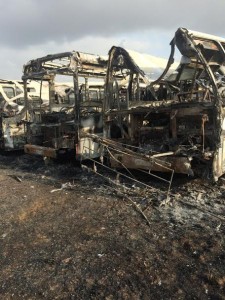 Ônibus incendiados na garagem da empresa Gonçalves